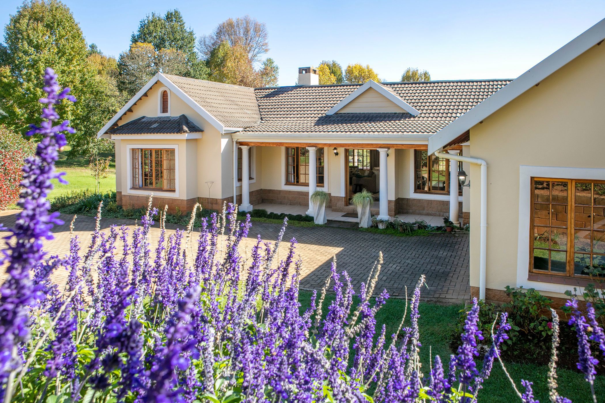 Security complex home for sale in Underberg - 1UB1657607