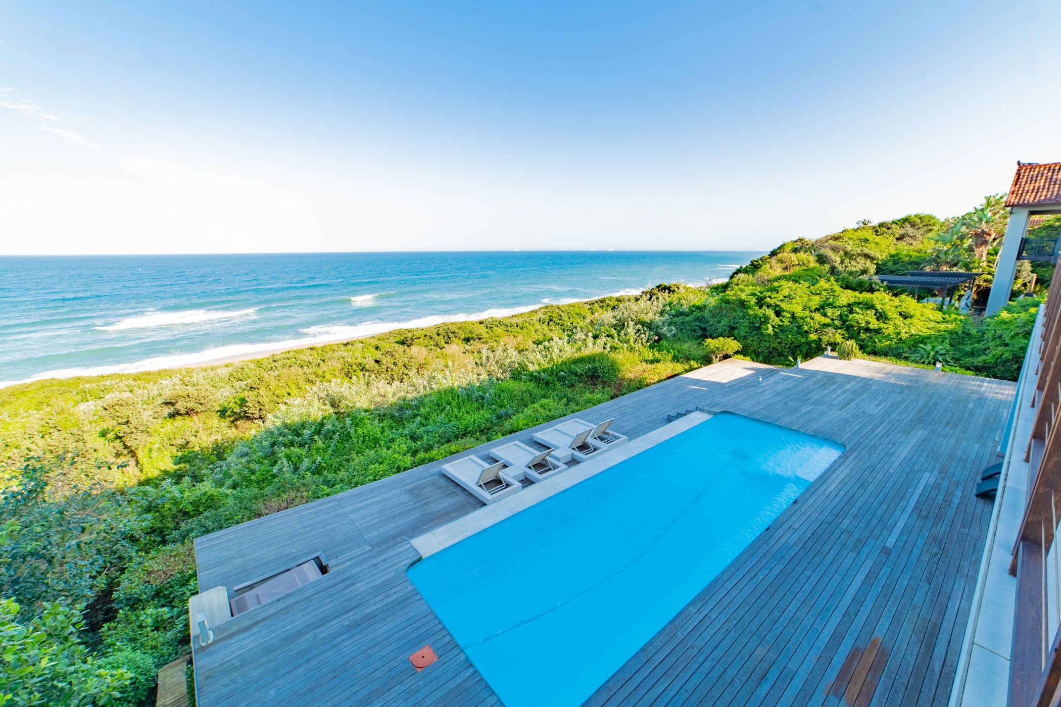 Double-storey house for sale in Zimbali Estate - 1BD1657001