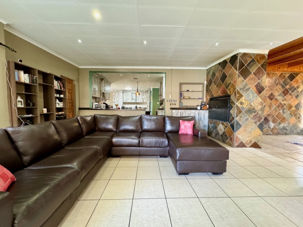 House for sale in Ermelo Central - 1EM1654826