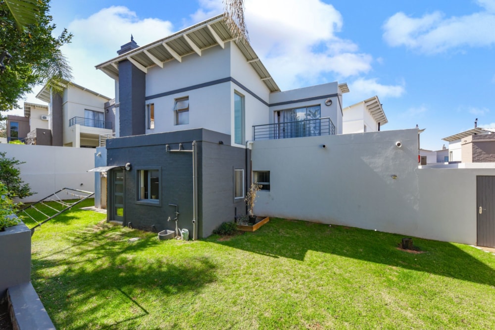 Double-storey cluster for sale in Craigavon - FW1656889