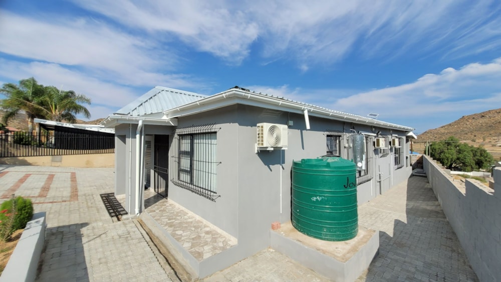 House to rent in Springbok - 1NA1733048