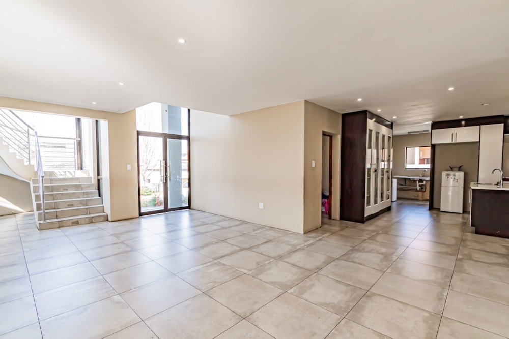 Golf estate house sold in Blue Valley Golf Estate - CN1686234