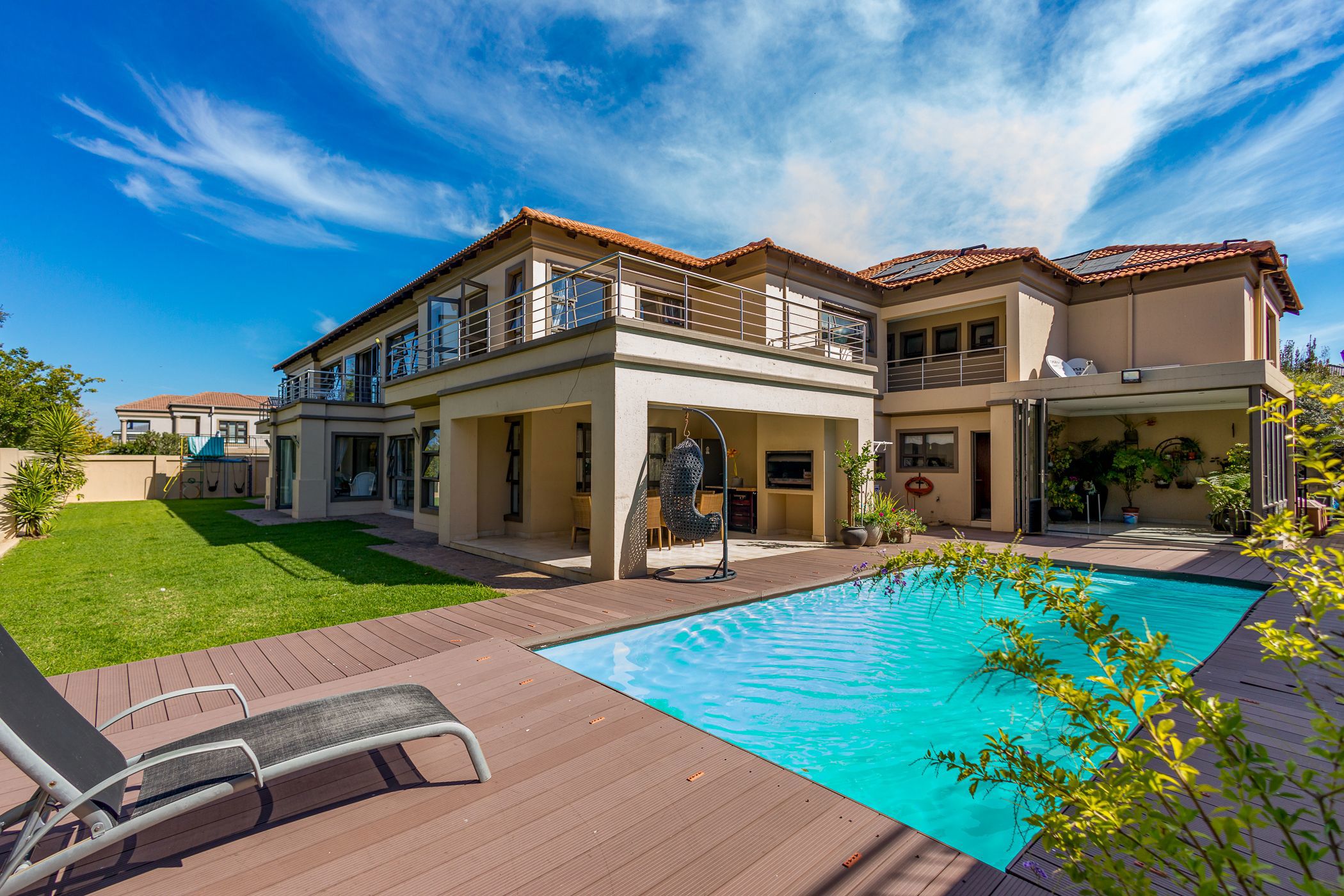 House for sale in Aspen Hills - 1GV1653943