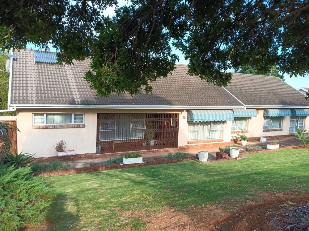 House for sale in Vanes Estate - 1UK1658640