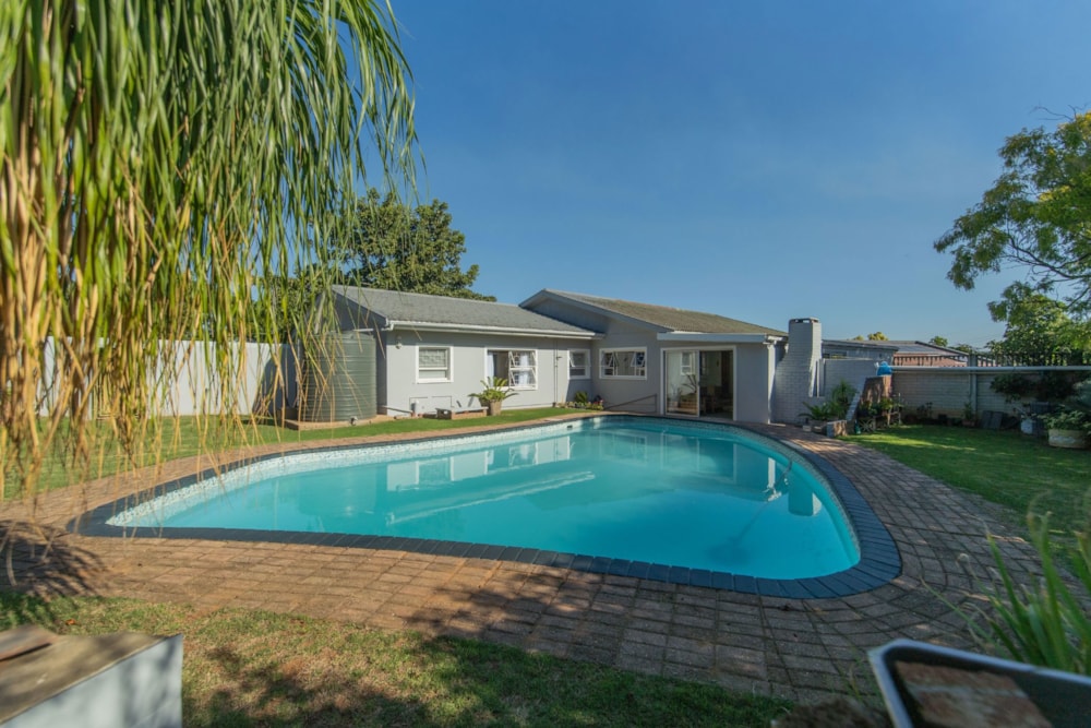 House sold in Vanes Estate - 1UK1656468 House sold in Vanes Estate - 1UK1656468