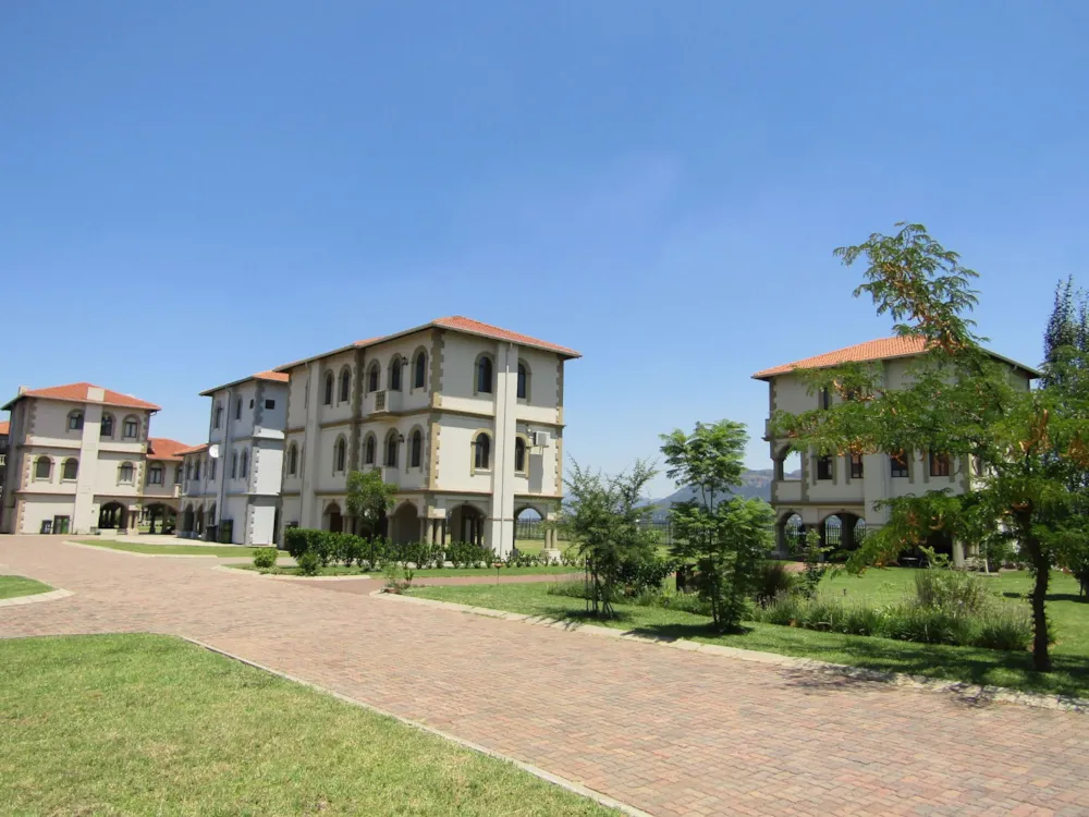 House for sale in Ifafi - 1HR1581348