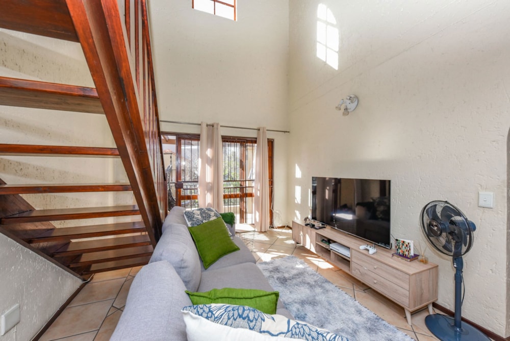 Apartment for sale in Lonehill - FW1696072 Apartment for sale in Lonehill - FW1696072