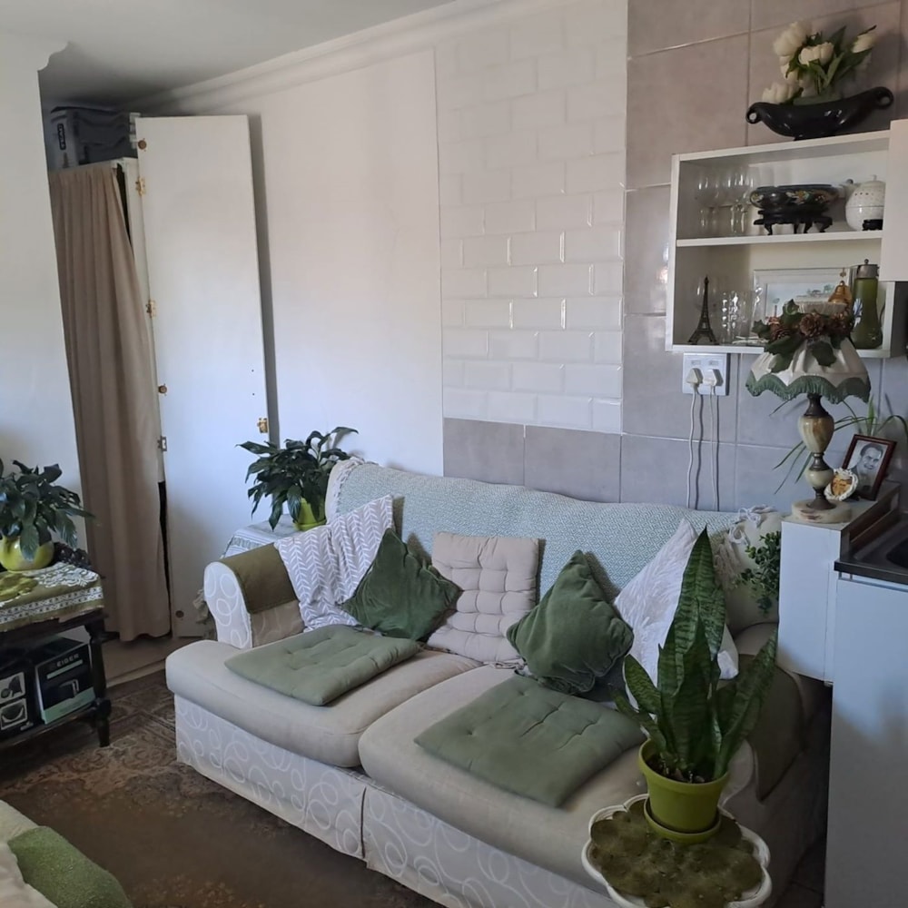 Garden cottage to rent in La Lucia - 1ND1715975