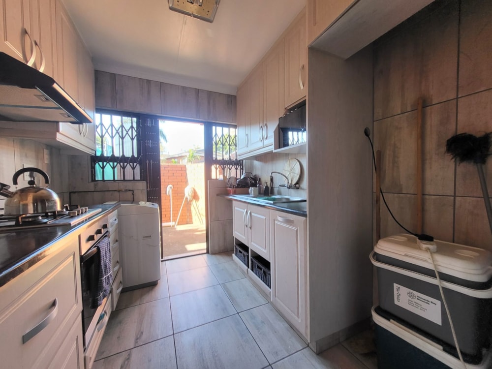 Townhouse let in Arboretum, Richards Bay - 1RY1678543 Townhouse let in Arboretum, Richards Bay - 1RY1678543