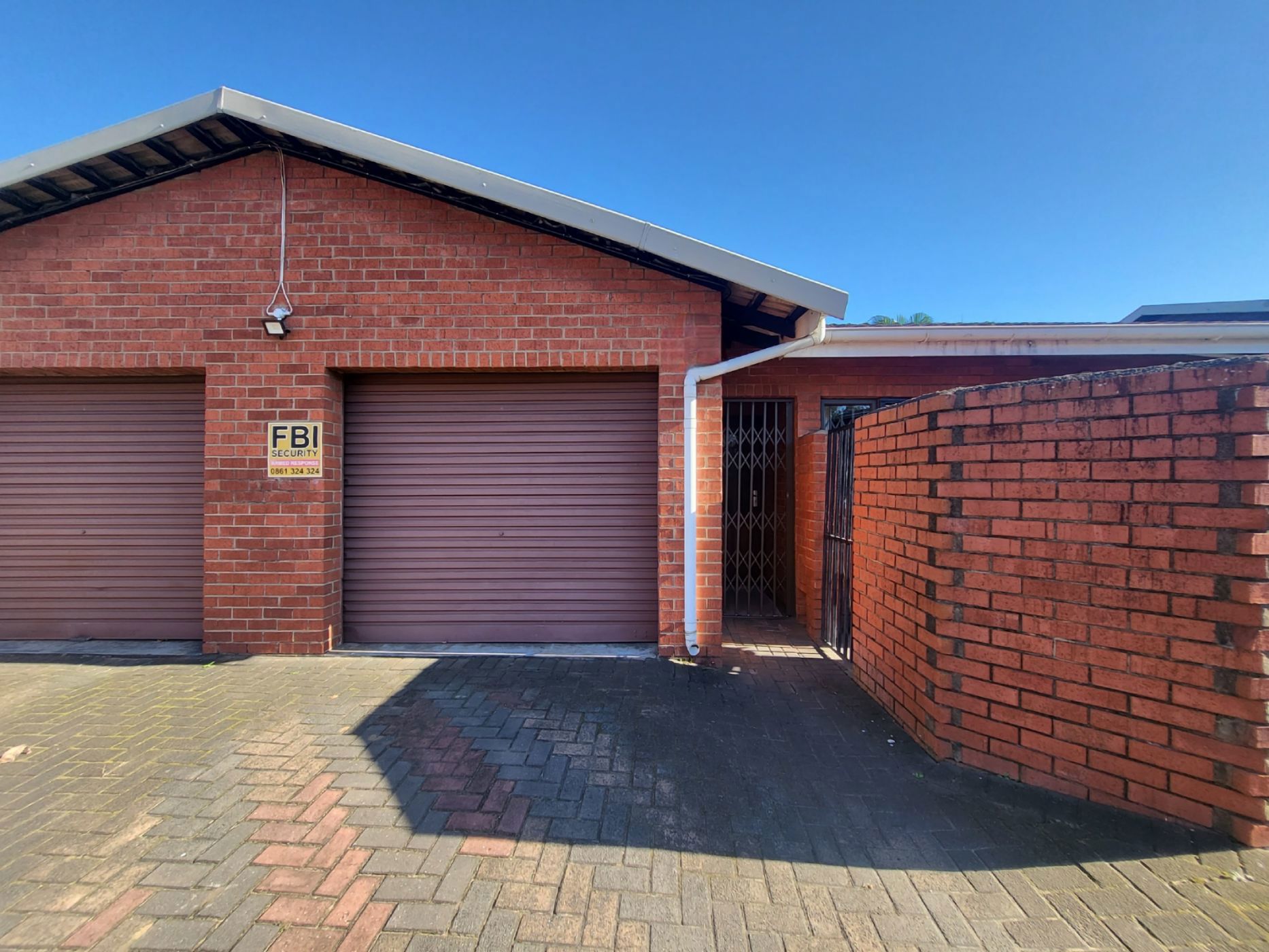 Townhouse let in Arboretum, Richards Bay - 1RY1678543