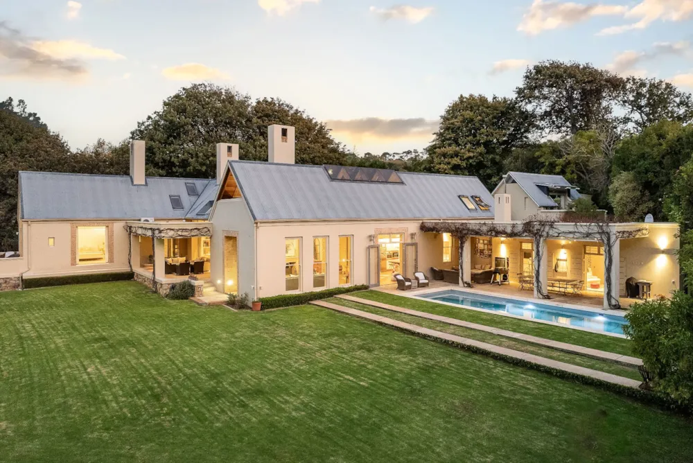 House sold in Bishopscourt - KW1656772 House sold in Bishopscourt - KW1656772