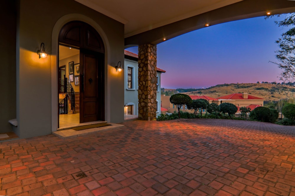 House for sale in Cornwall Hill - CN1661758