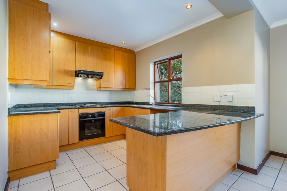 House let in Boschenmeer Golf Estate - TKL1702317 House let in Boschenmeer Golf Estate - TKL1702317