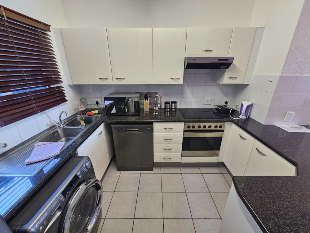 Apartment for sale in Umdloti Beach - 1ND1711386 Apartment for sale in Umdloti Beach - 1ND1711386