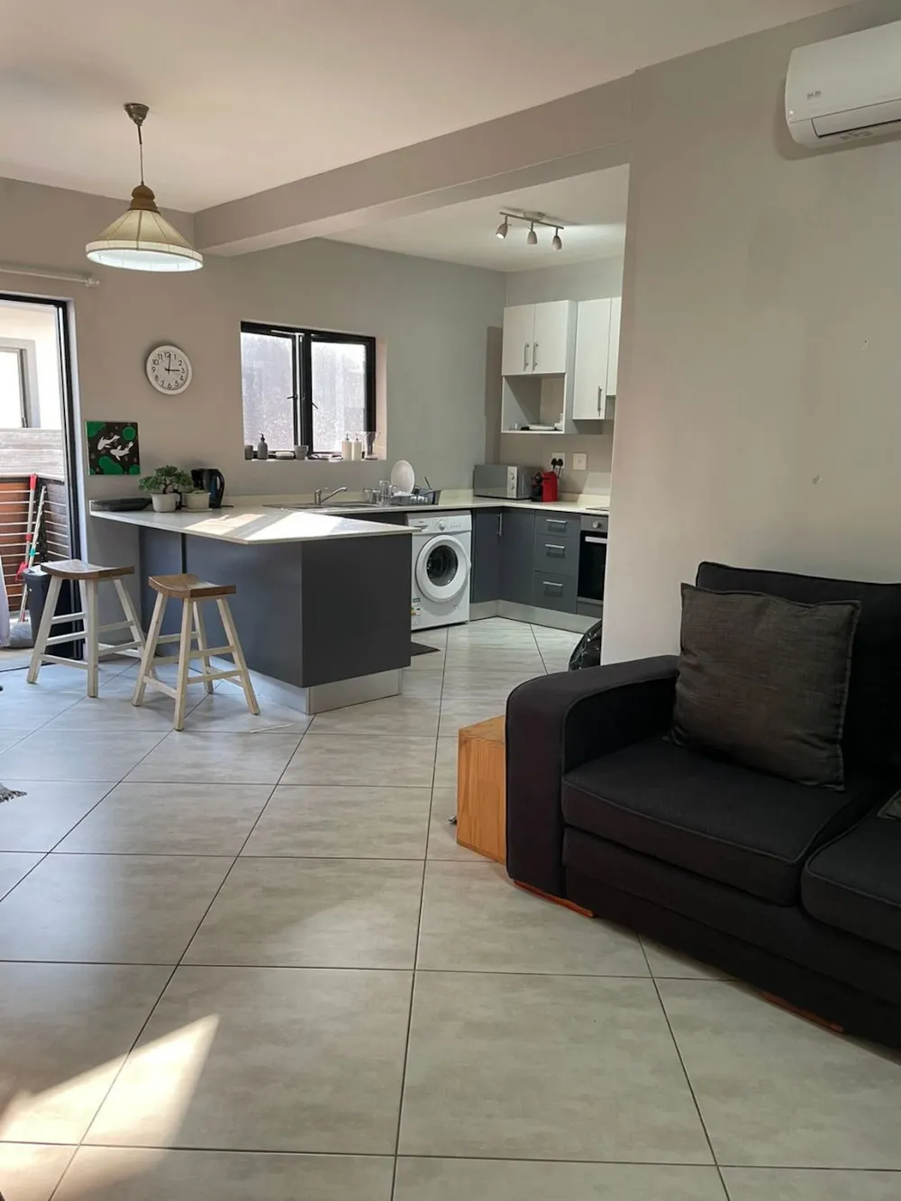 Townhouse let in Durban North - 1ND1710759 Townhouse let in Durban North - 1ND1710759