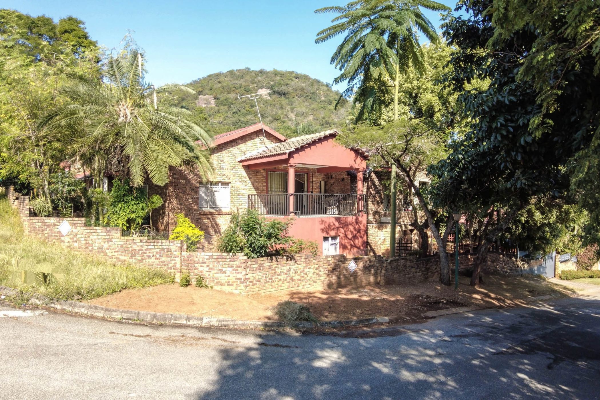 House for sale in Mbombela Ext 22 (Nelspruit Ext 22) - 1NS1663424