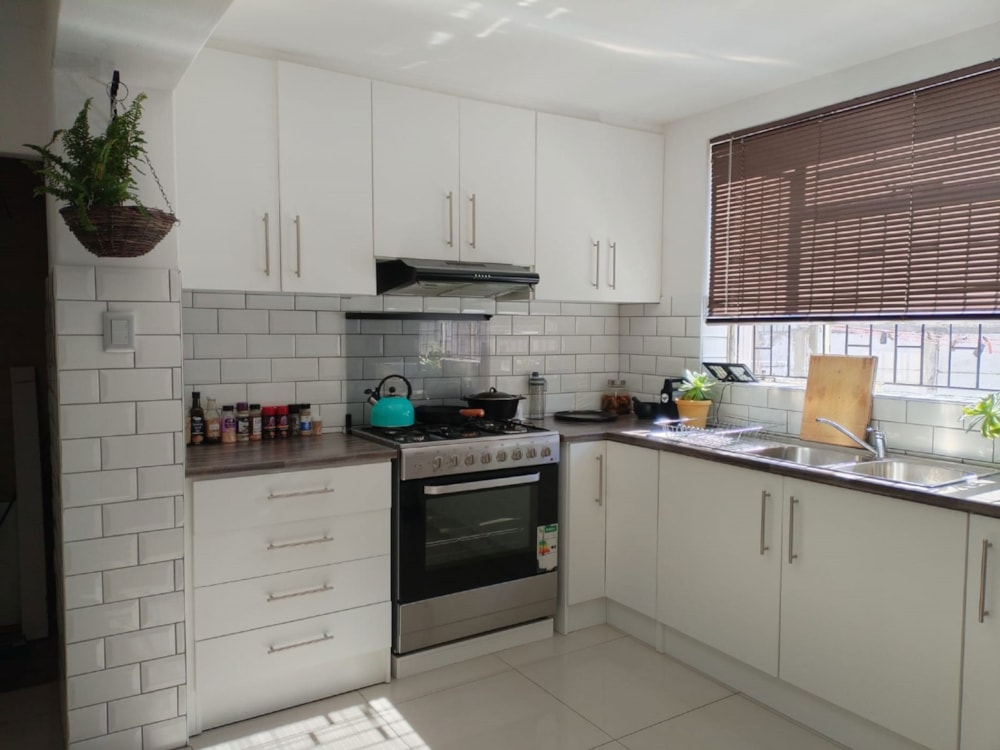 House for sale in Westridge, Mitchells Plain - 1MN1715149 House for sale in Westridge, Mitchells Plain - 1MN1715149