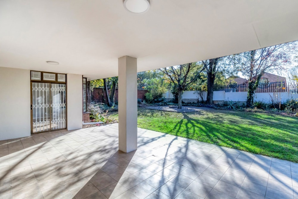 House for sale in Paulshof - FW1661975 House for sale in Paulshof - FW1661975