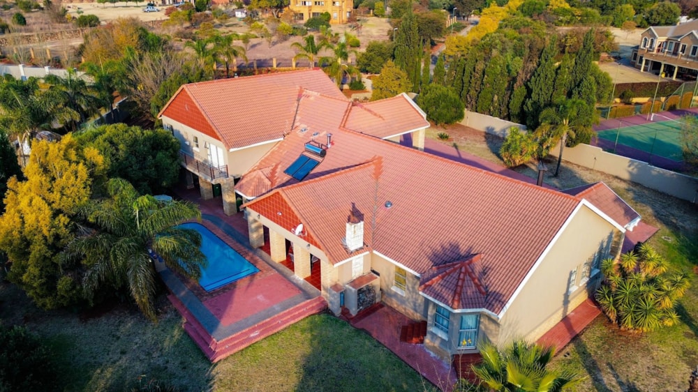 House sold in Cornwall Hill - CN1661994