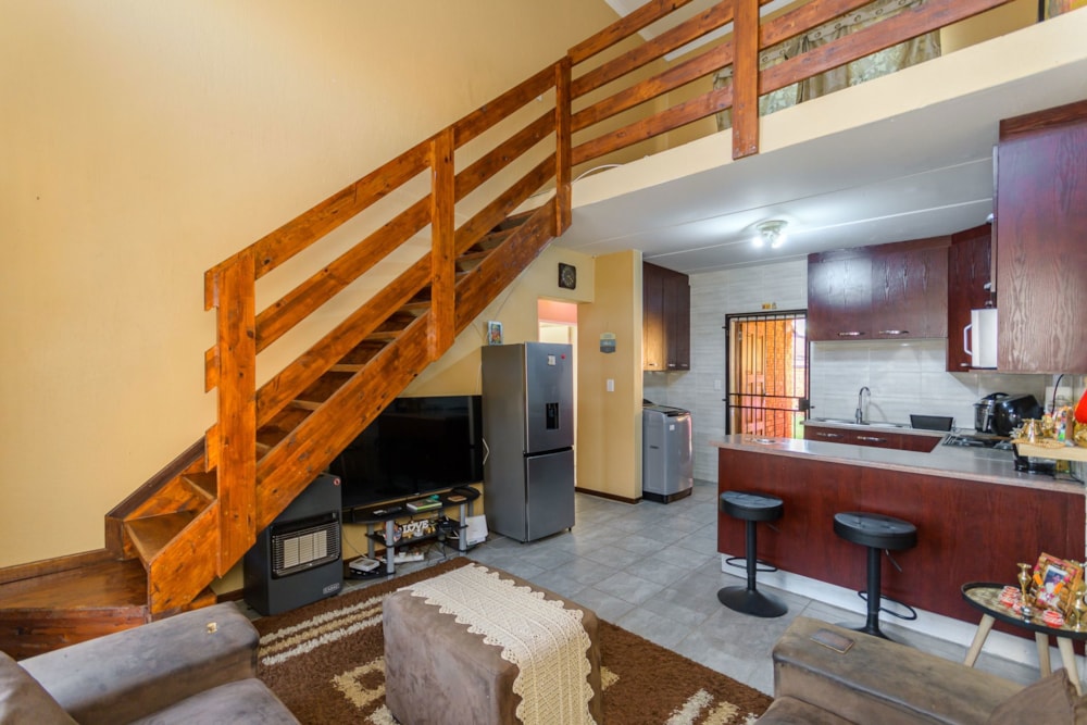 Townhouse for sale in Honey Park - RAN1710772