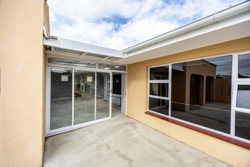 House for sale in Beacon Bay - 1ET1661310 House for sale in Beacon Bay - 1ET1661310