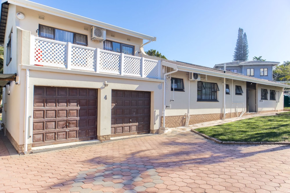 House for sale in Athlone Park - 1WB1661010 House for sale in Athlone Park - 1WB1661010