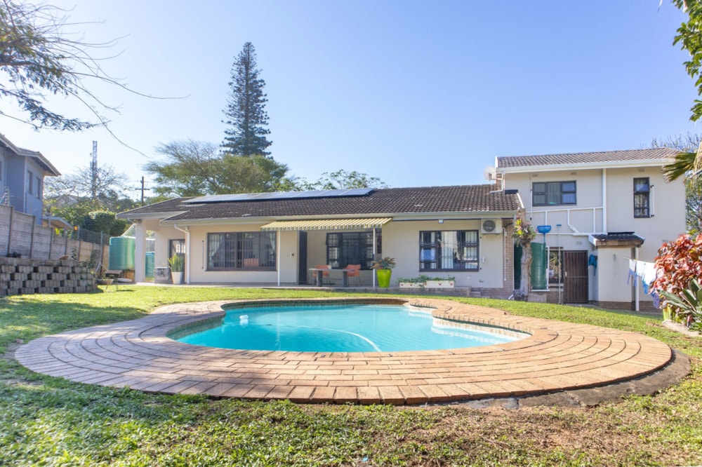 House for sale in Athlone Park - 1WB1661010 House for sale in Athlone Park - 1WB1661010