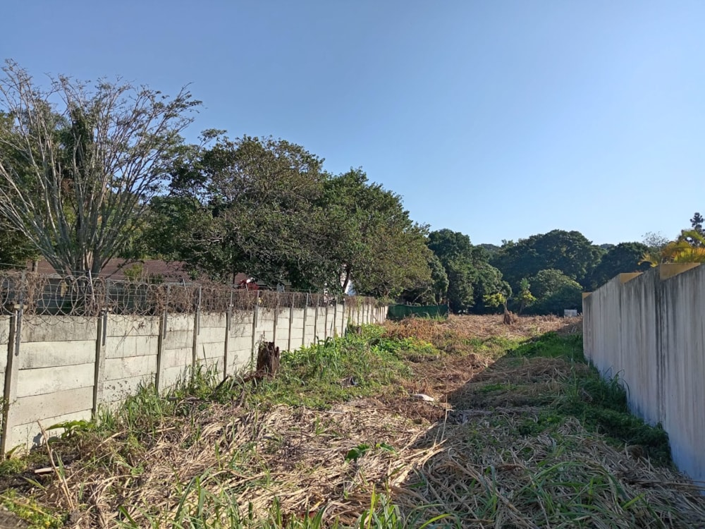 Vacant land for sale in Umtentweni - 1PSH1662483