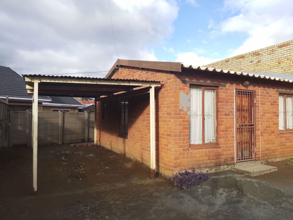 House for sale in Bloemside - 1BX1660917