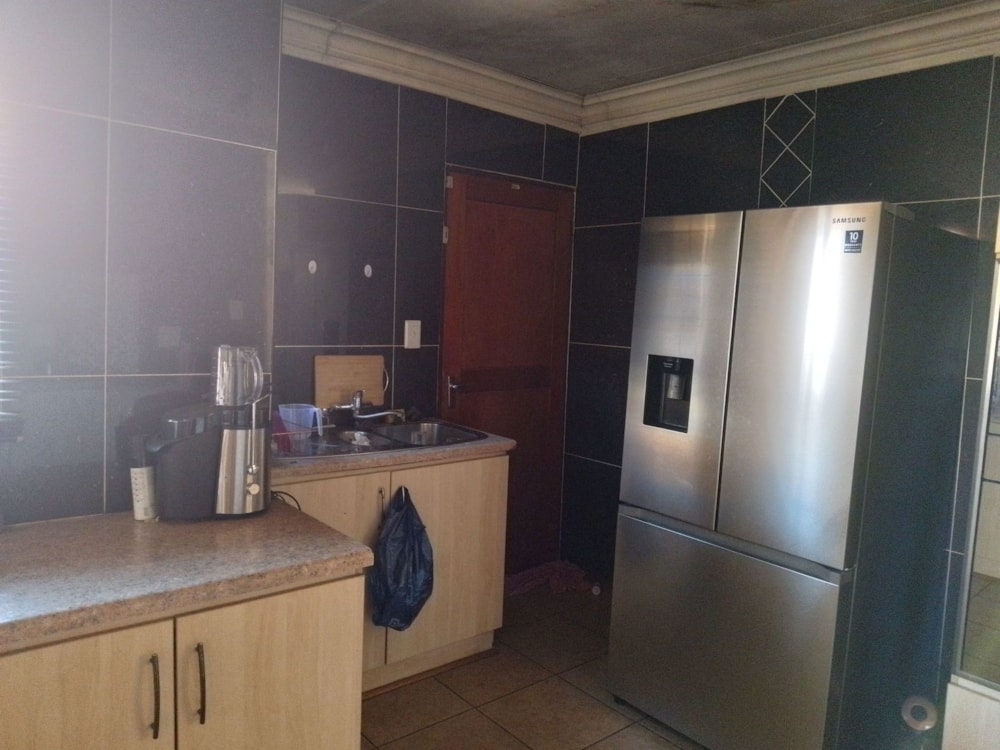 House for sale in Grasslands - 1BX1661281