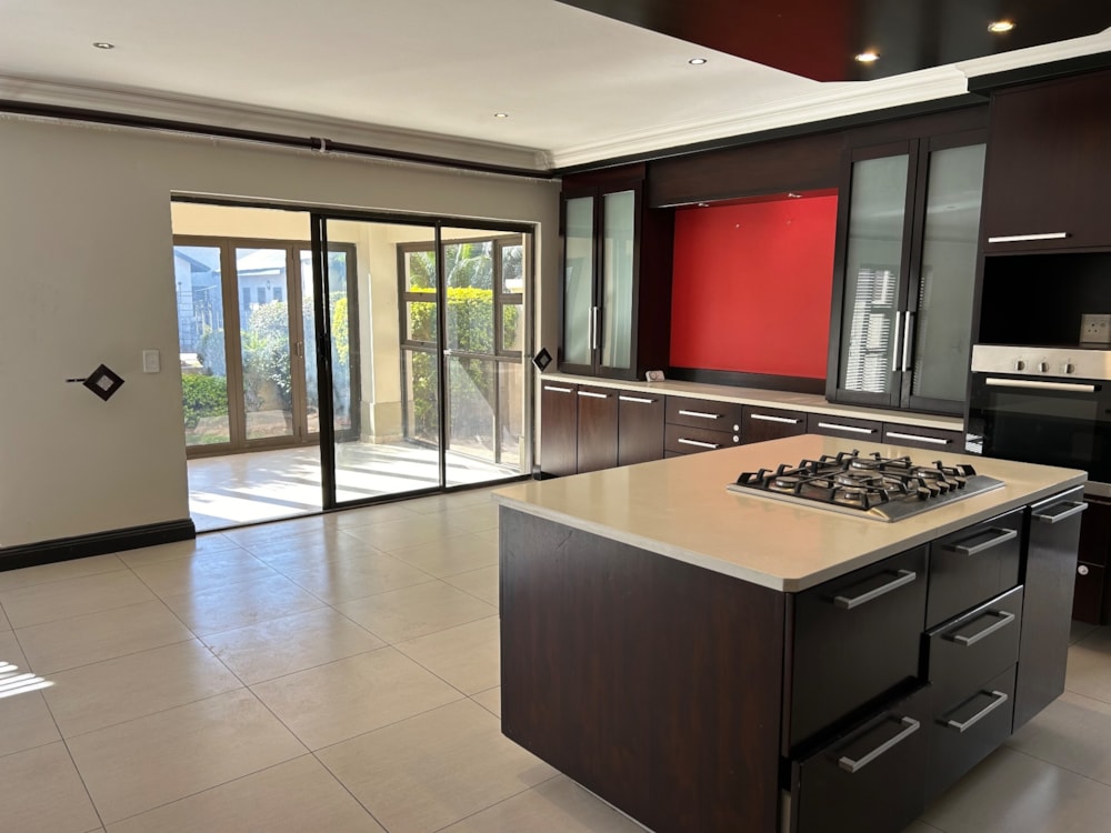 Security estate home to rent in The Islands Estate - 1HR1724547 Security estate home to rent in The Islands Estate - 1HR1724547