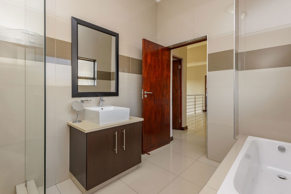 House sold in Aspen Lakes - 1GV1657751