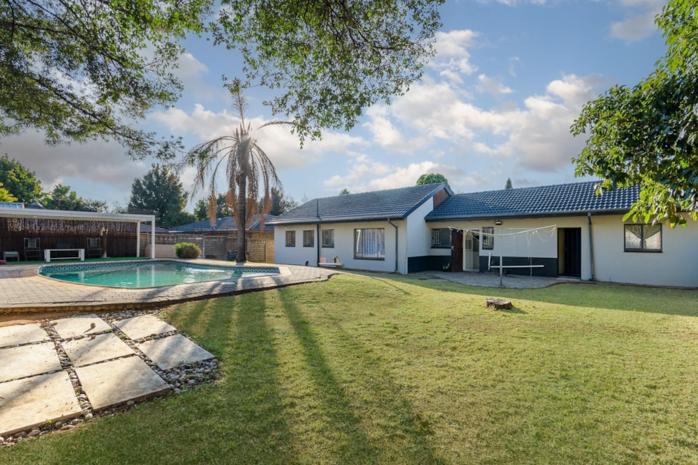 House for sale in Birchleigh North - KTP1661920 House for sale in Birchleigh North - KTP1661920