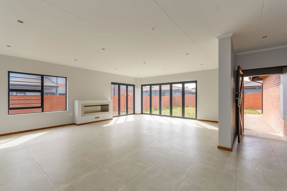 House for sale in Pomona - KTP1663970 House for sale in Pomona - KTP1663970