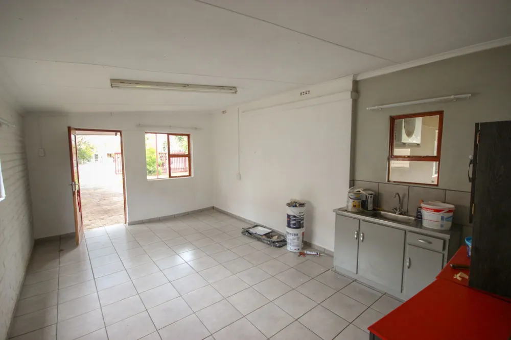 House to rent in Wesbank, Oudtshoorn - 1OU1757149 House to rent in Wesbank, Oudtshoorn - 1OU1757149