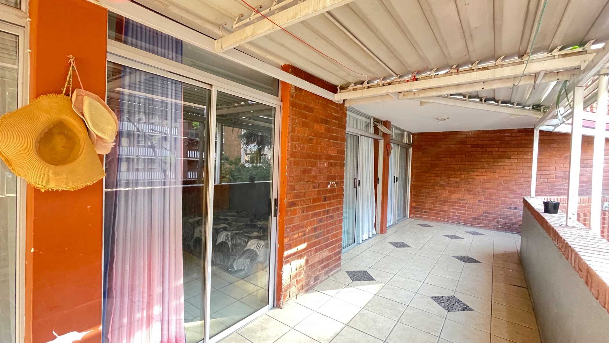 Apartment for sale in Gezina, Pretoria North - PTM1656742