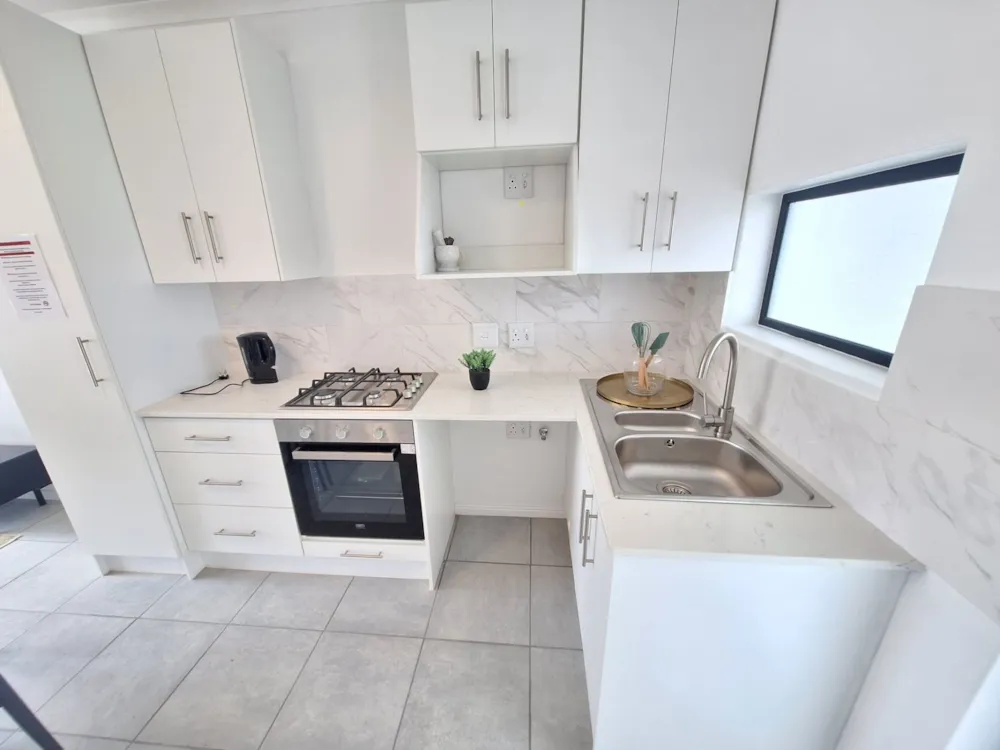 House let in Westcliff, Hermanus - ONL1715809