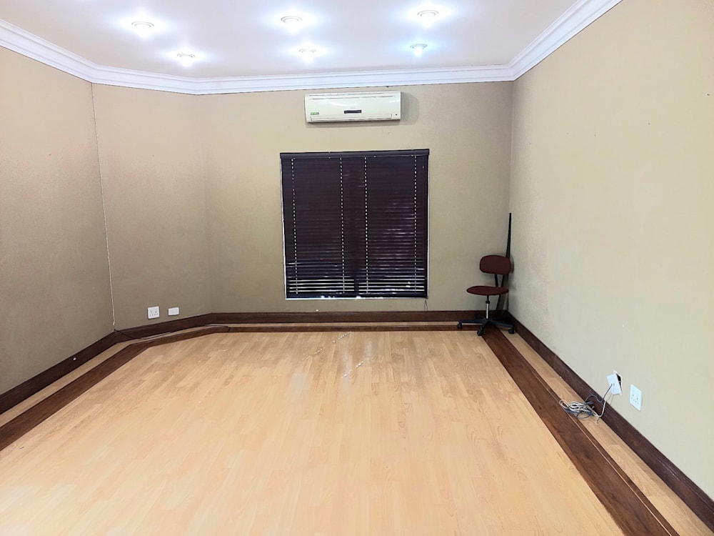 Commercial office for sale in Rustenburg - 1RU1663471 Commercial office for sale in Rustenburg - 1RU1663471