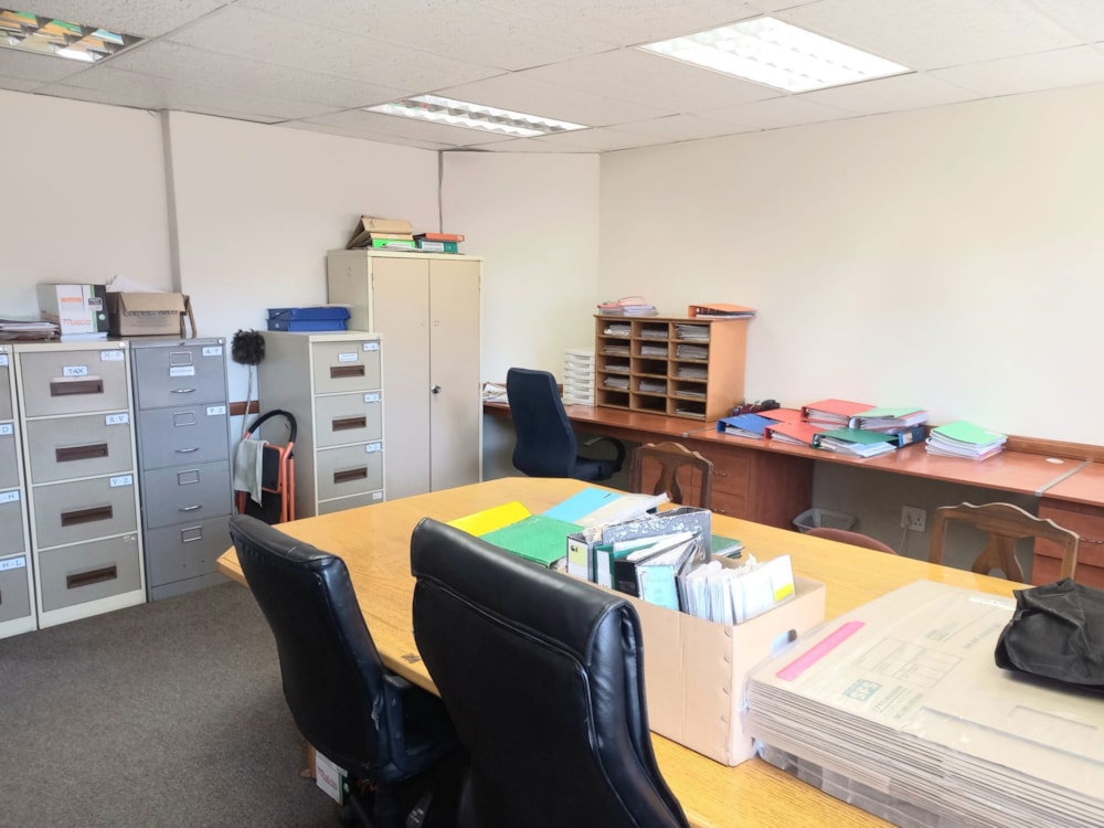 Commercial office for sale in Rustenburg - 1RU1663471 Commercial office for sale in Rustenburg - 1RU1663471