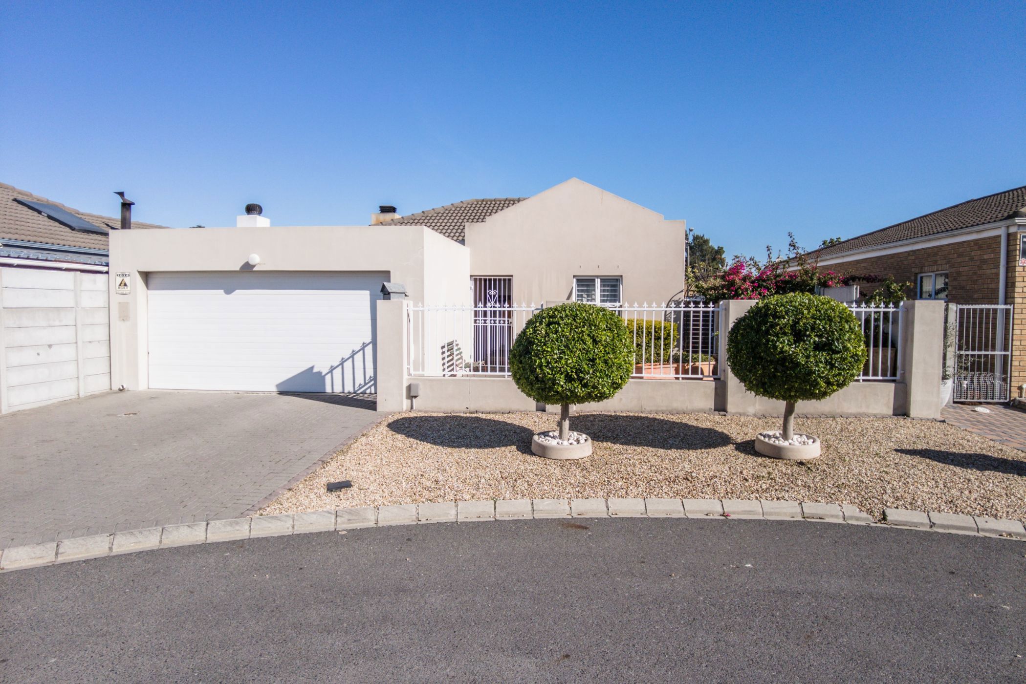 House sold in Protea Heights - 1BC1660380