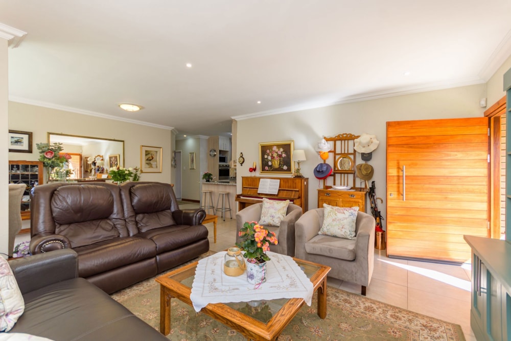 Cluster sold in Norton Home Estate - EN1660368 Cluster sold in Norton Home Estate - EN1660368