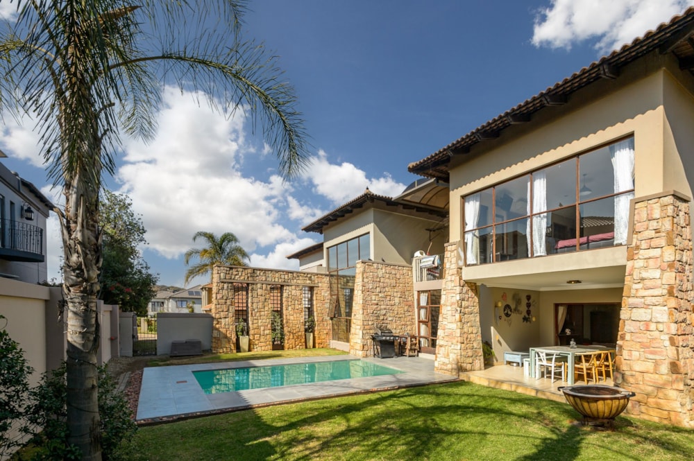 House sold in Aspen Hills - 1GV1657750