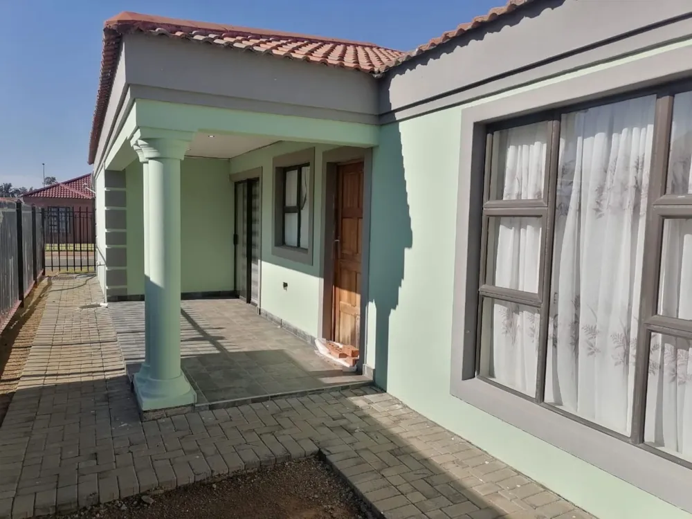 House for sale in Bloemspruit - 1BX1663794 House for sale in Bloemspruit - 1BX1663794
