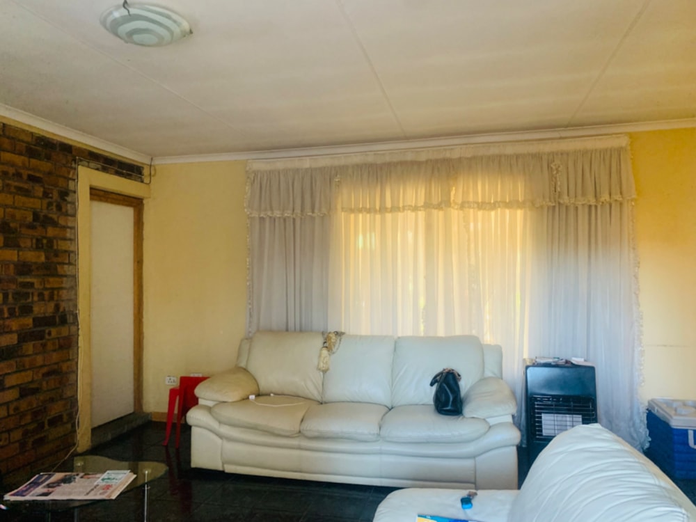 House to rent in Brakpan North - 1BJ1736101