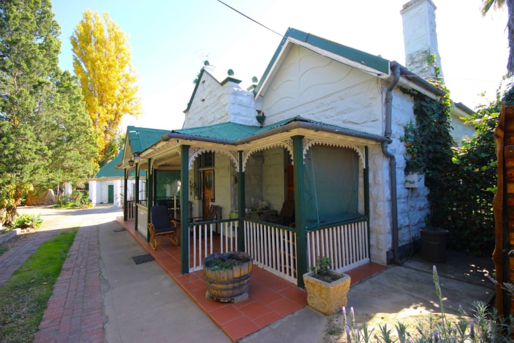 House for sale in Oudtshoorn North - 1OU1660923