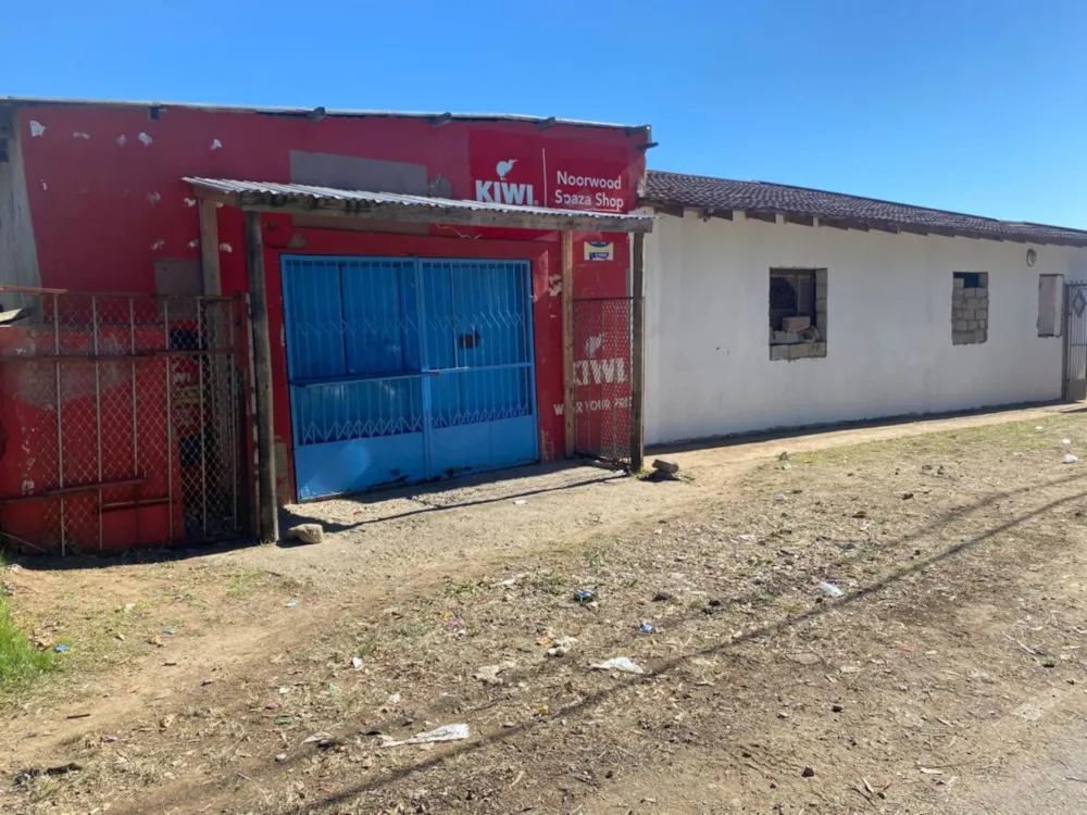 Residential complex for sale in Norwood, Mthatha - 1MH1660793 Residential complex for sale in Norwood, Mthatha - 1MH1660793