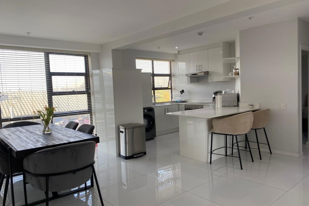 Apartment to rent in Kenilworth, Cape Town - RBL1740320 Apartment to rent in Kenilworth, Cape Town - RBL1740320
