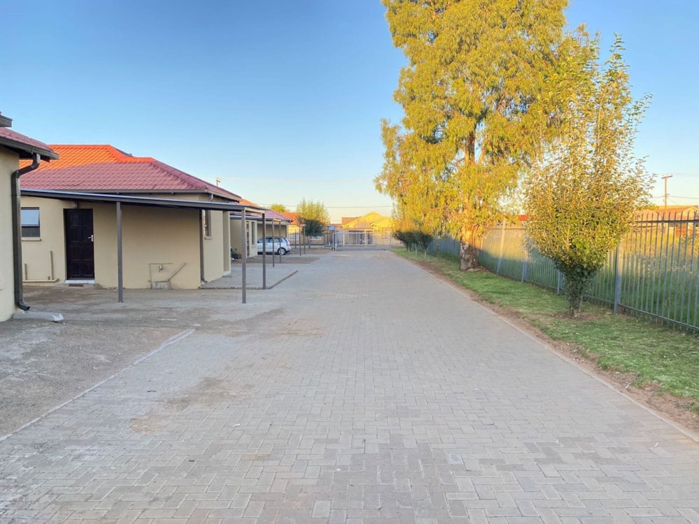 Townhouse for sale in Grasslands - 1BX1660914