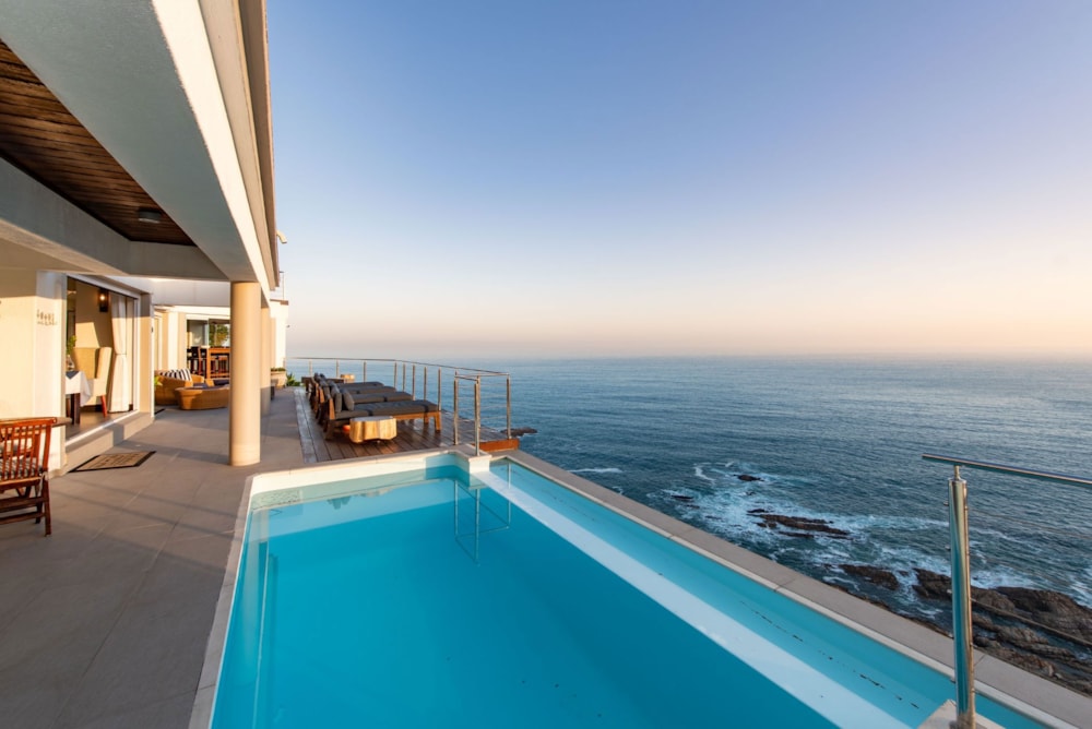 Guesthouse for sale in The Heads, Knysna - 1KG1660955 Guesthouse for sale in The Heads, Knysna - 1KG1660955