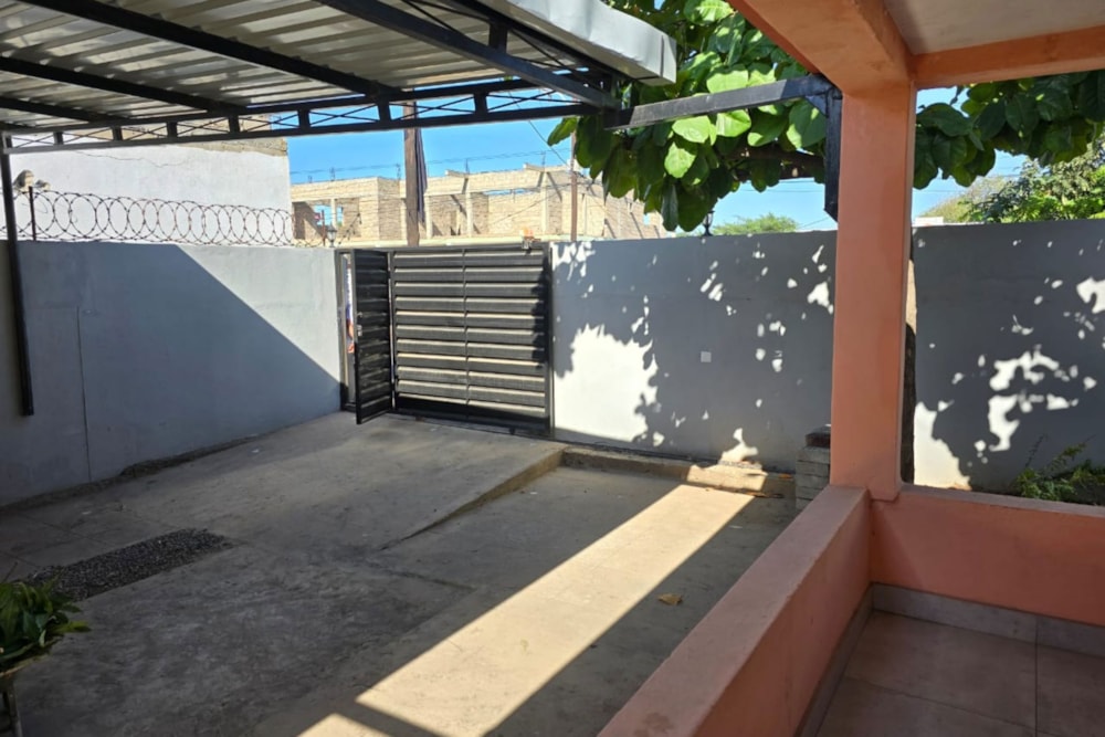 House to rent in Tete, Tete, Mozambique - 3MQ1661021 House to rent in Tete, Tete, Mozambique - 3MQ1661021